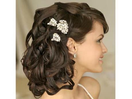 11-Beautiful-hairstyles-for-short-hair-5