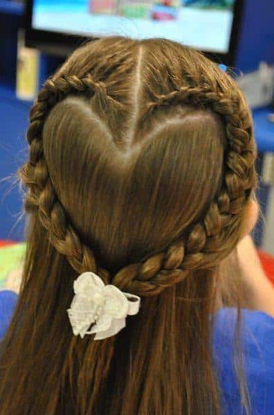 9-Hairstyles-for-girl-with-braid-heart-12