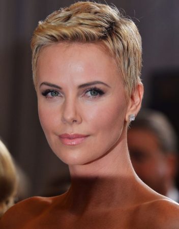 Short pixie hair without bangs