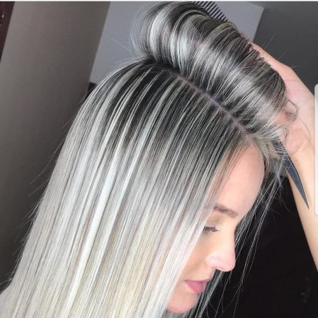 color de cabello platinado