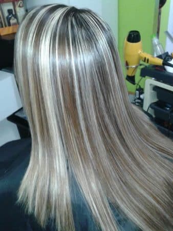 mechas platinadas grises