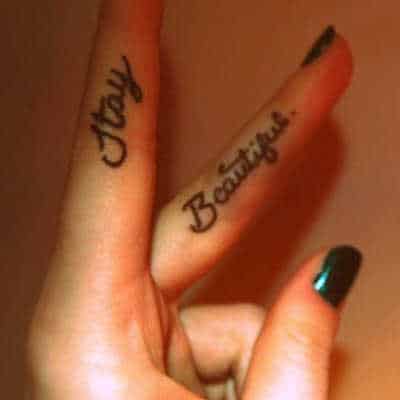 tatuajes de frases mano