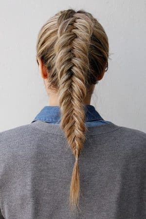 trenza espiga pelo corto invertida