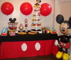 Mantel-para-mesa-de-cumpleaños-de-Mickey-Mouse