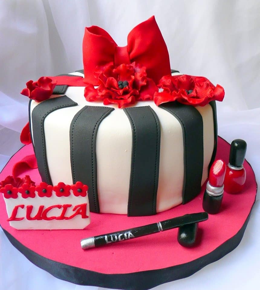 Las 20 tortas y pasteles de cumpleaños para mujeres femeninas y delicadas -  Mujeres Femeninas