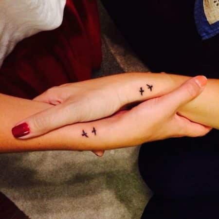 ideas tatuajes amigas amigos pajaros