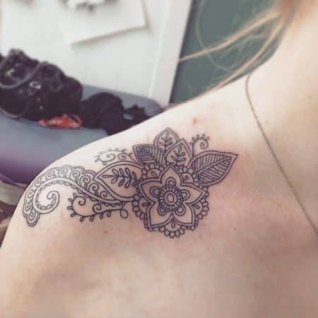 tatuajes en la clavicula elegantes