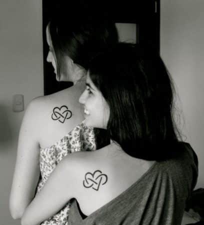 tatuajes para amigas omoplato