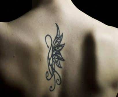 tatuajes-para-la-espalda-de-una-mujer-1