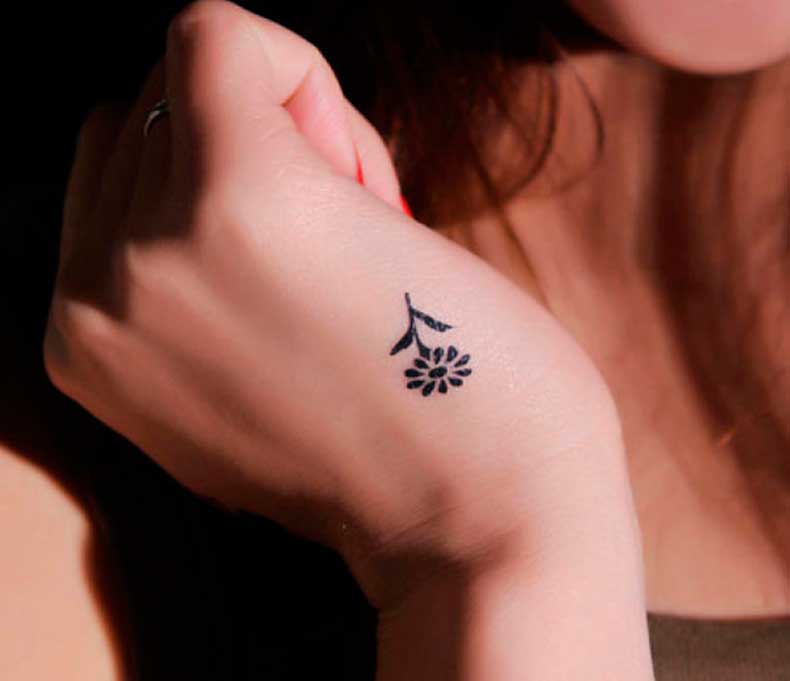tatuajes pequenos para mujeres 2017 tatuajes mano