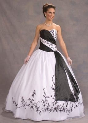 Los mejores vestidos de 15 años que toda quinceañera desea - Mujeres Femeninas Los mejores vestidos de 15 años que toda quinceañera desea - Mujeres Femeninas