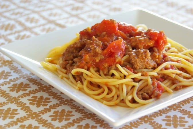 spaghetti salsa tomate carne